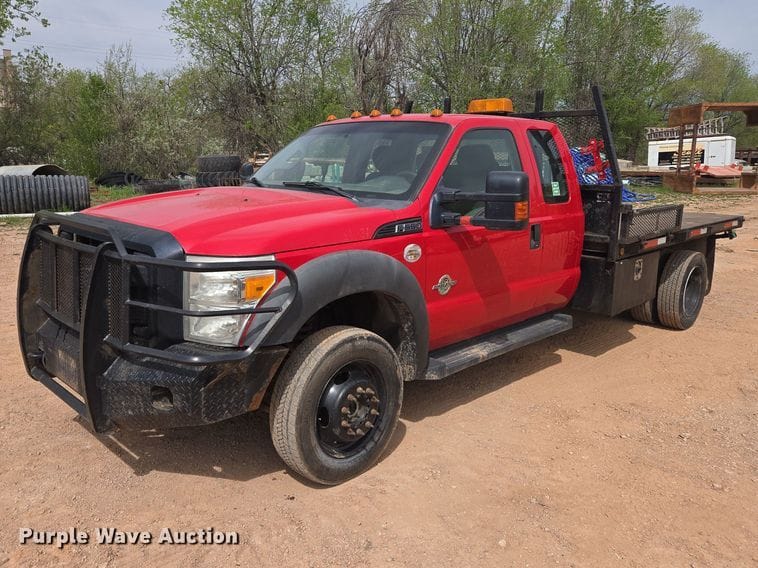 2011 Ford F-550 Equipment Image0
