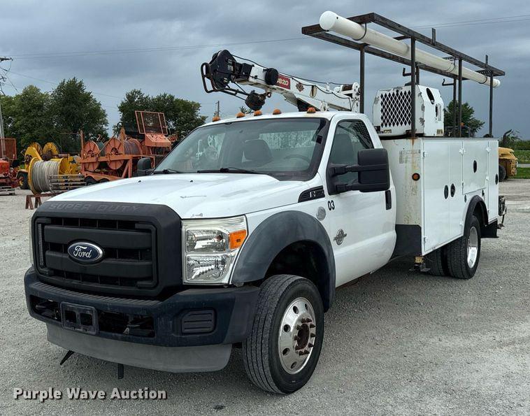 Image of Ford F-550 Primary image