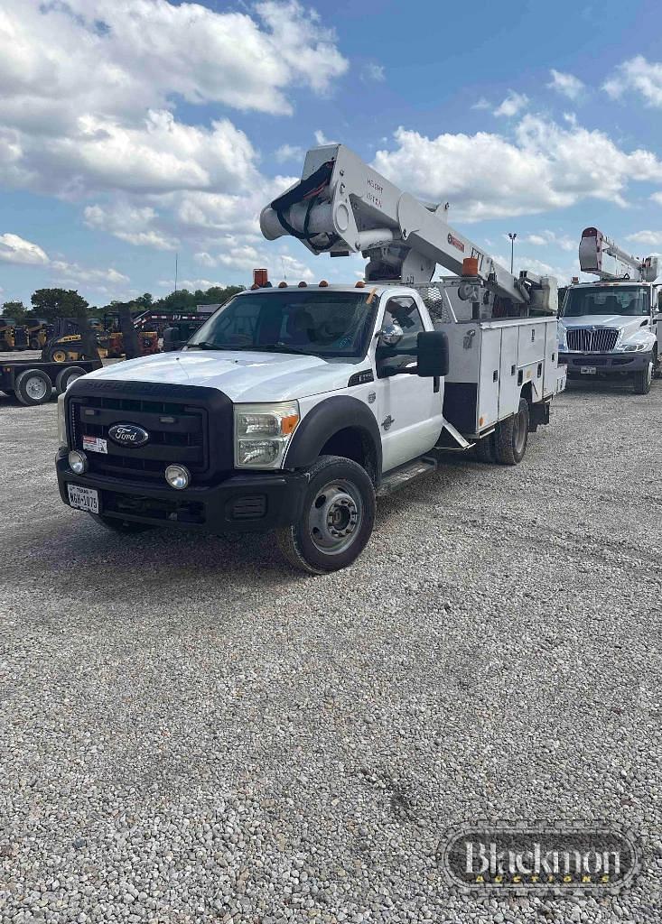 Image of Ford F-550 Image 0