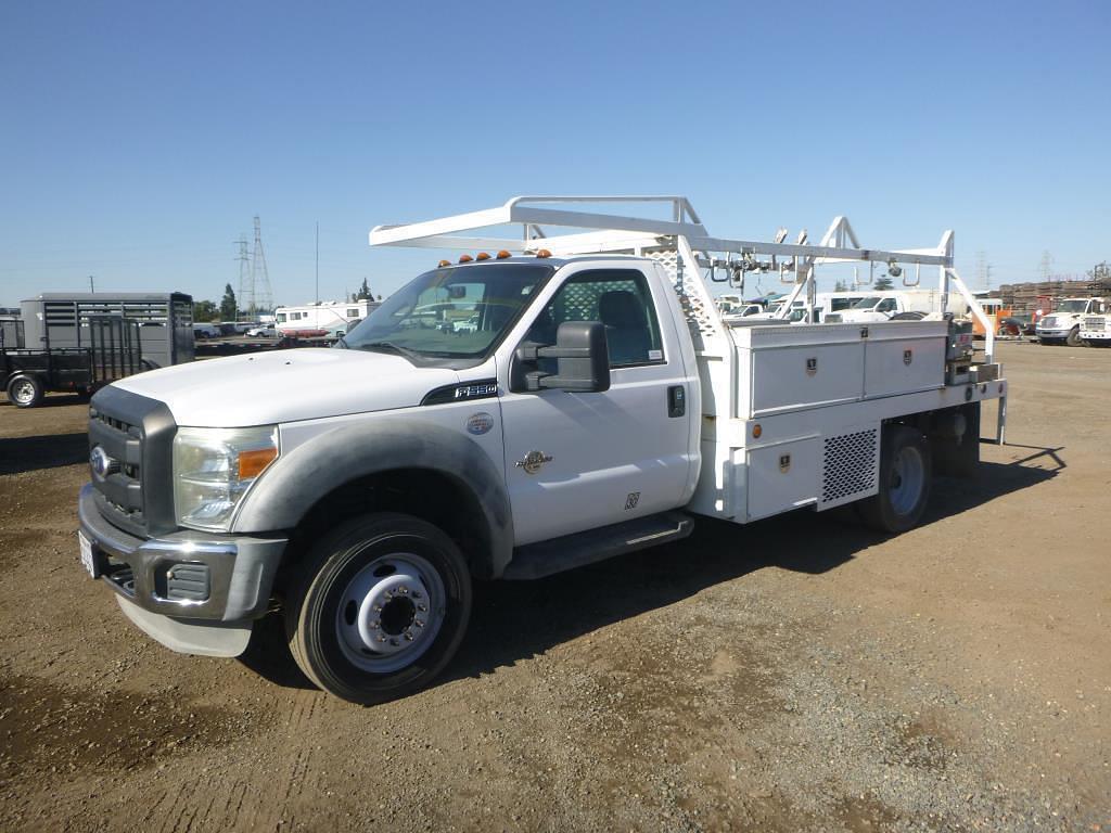 Image of Ford F-550 Primary image