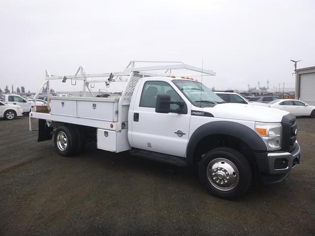 Image of Ford F-550 equipment image 1