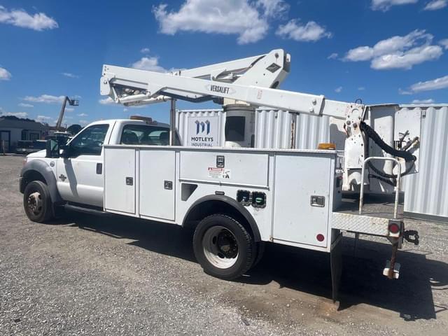 Image of Ford F-550 equipment image 1