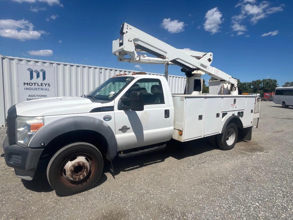 Image of Ford F-550 Primary image