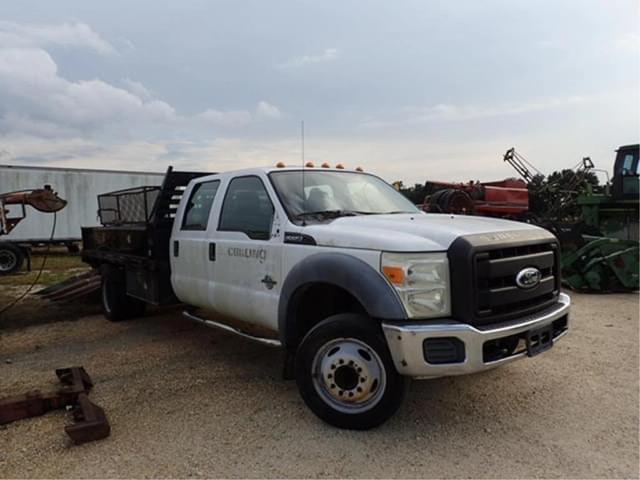 Image of Ford F-550 equipment image 2