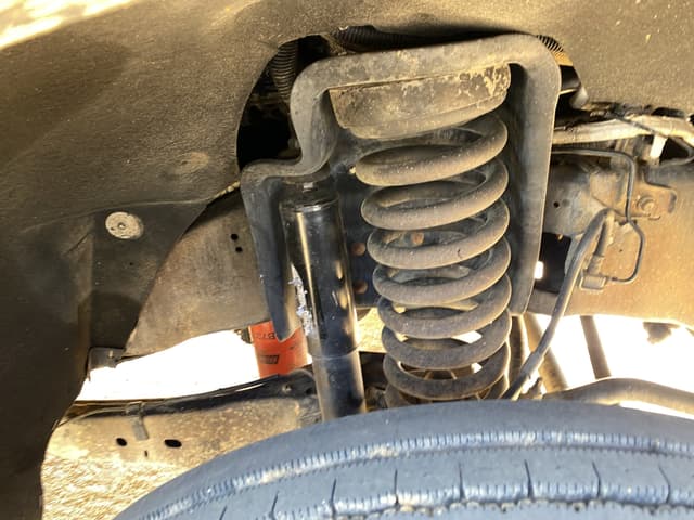 Image of Ford F-550 equipment image 4