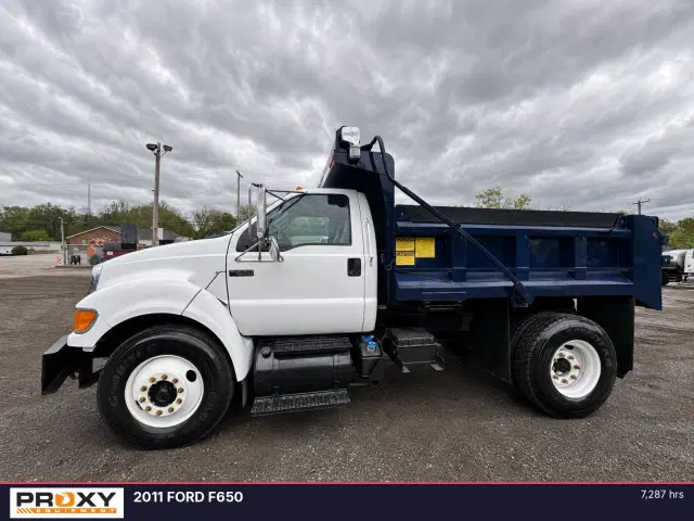 Image of Ford F-650 equipment image 1