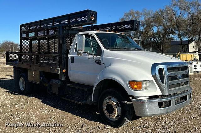 Image of Ford F650 equipment image 2