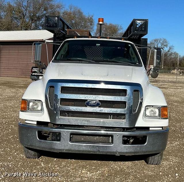 Image of Ford F650 equipment image 1