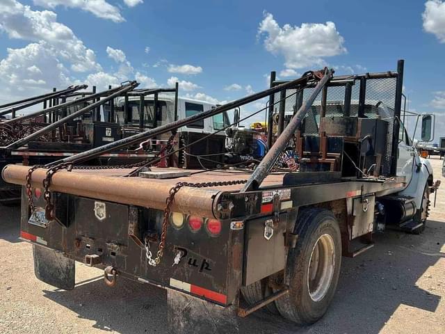 Image of Ford F-650 equipment image 2