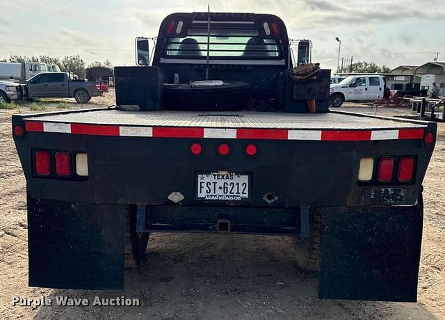 Image of Ford F-650 equipment image 4