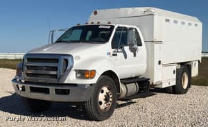 2011 Ford F-750 Image