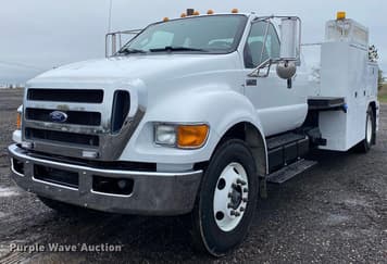 Main image Ford F-750