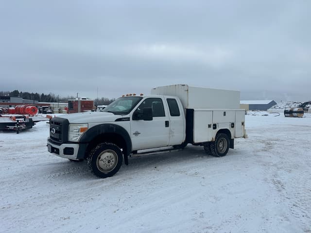 Image of Ford Super Duty equipment image 1