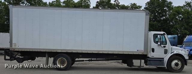 Image of Freightliner Business Class M2 equipment image 3