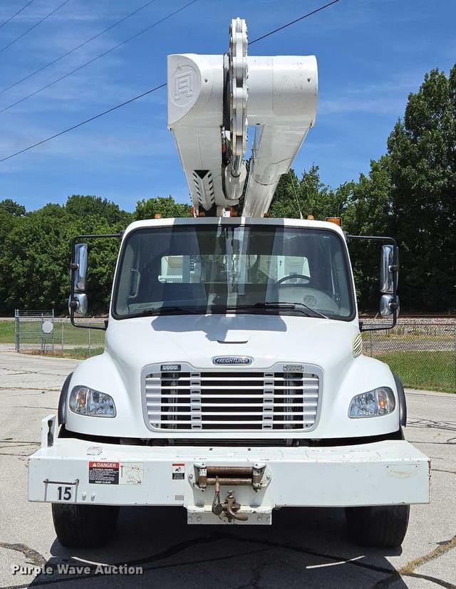 Image of Freightliner Business Class M2 equipment image 1