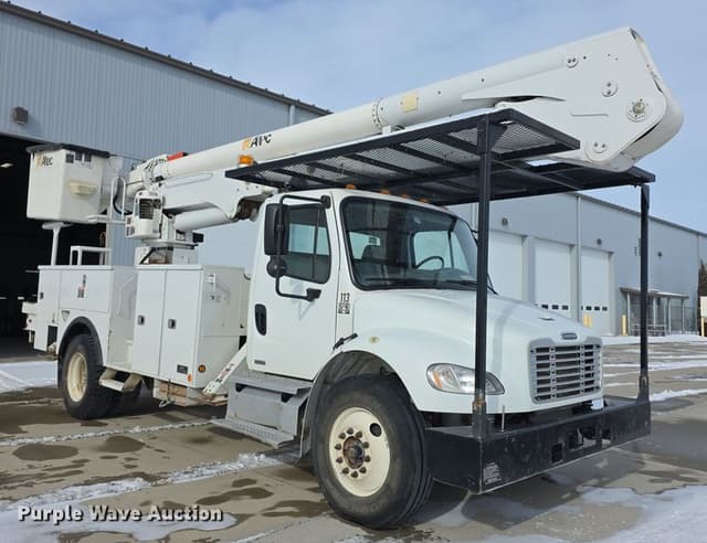 Image of Freightliner Business Class M2 equipment image 2
