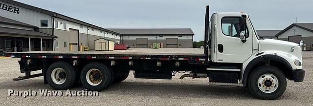 Image of Freightliner Business Class M2 equipment image 3