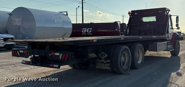 Image of Freightliner Business Class M2 equipment image 4