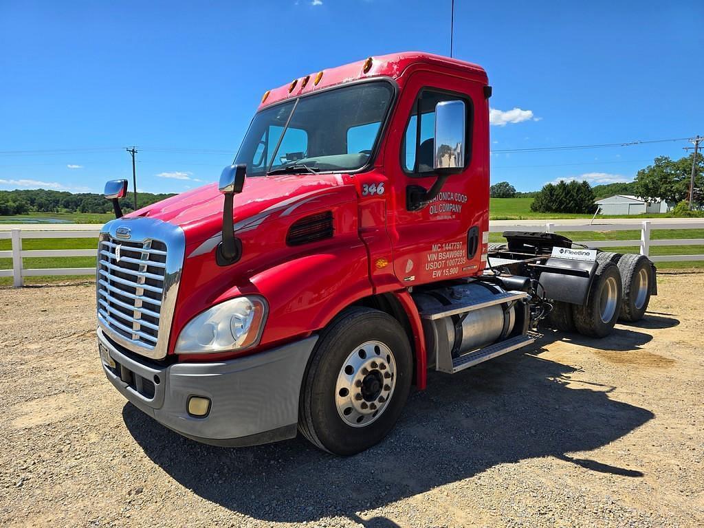 Image of Freightliner Cascadia Primary image