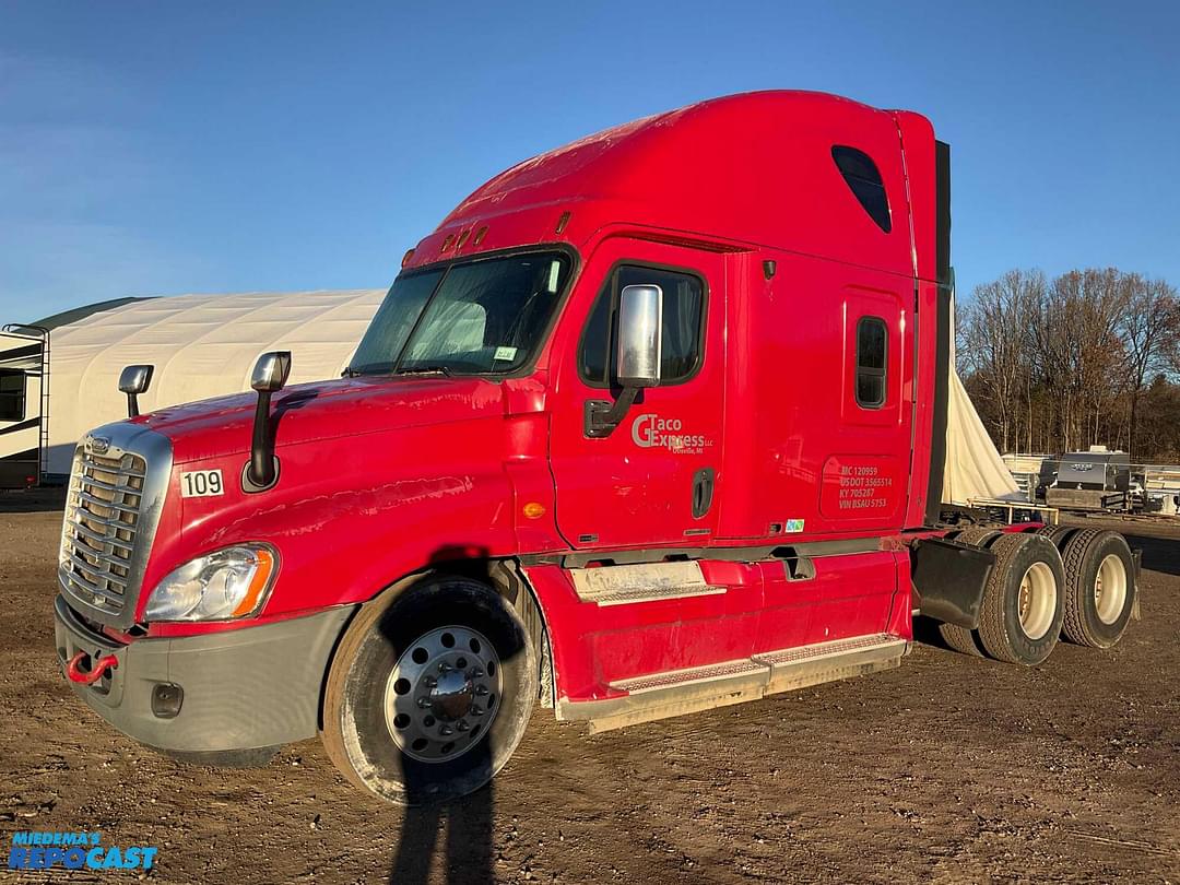 Image of Freightliner Cascadia Primary image