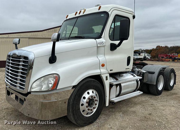 Image of Freightliner Cascadia Primary image