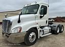 2011 Freightliner Cascadia Image