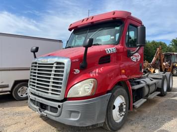 Main image Freightliner Cascadia
