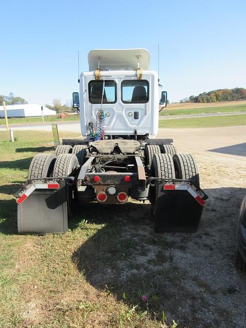 Image of Freightliner Coronado equipment image 3