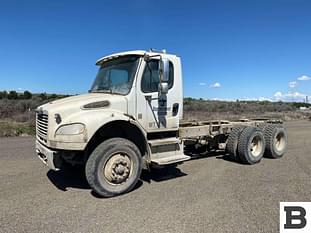 2011 Freightliner M2 Equipment Image0