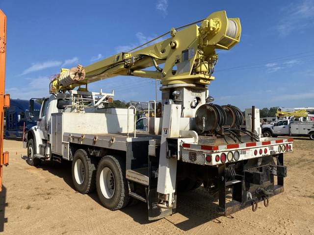 Image of Freightliner M2 equipment image 1