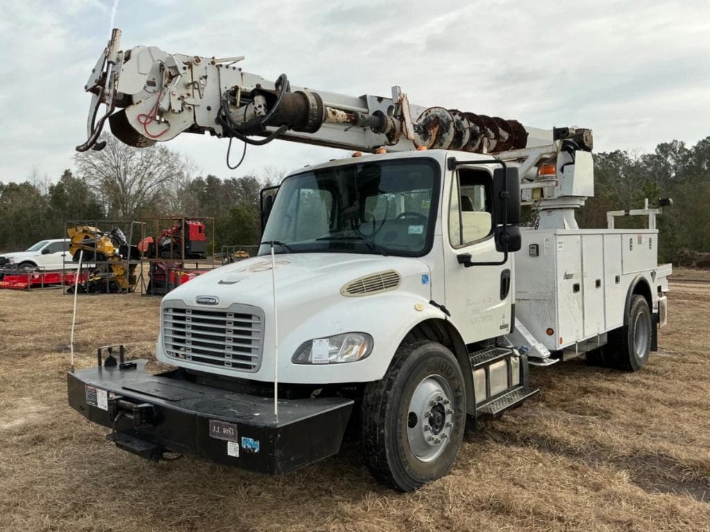 Image of Freightliner M2 Primary image