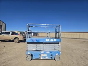 2011 Genie GS-3246 Image