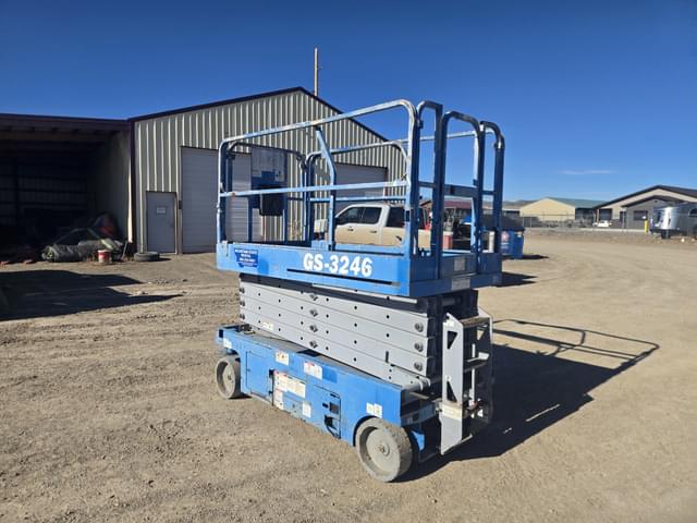 Image of Genie GS-3246 equipment image 2