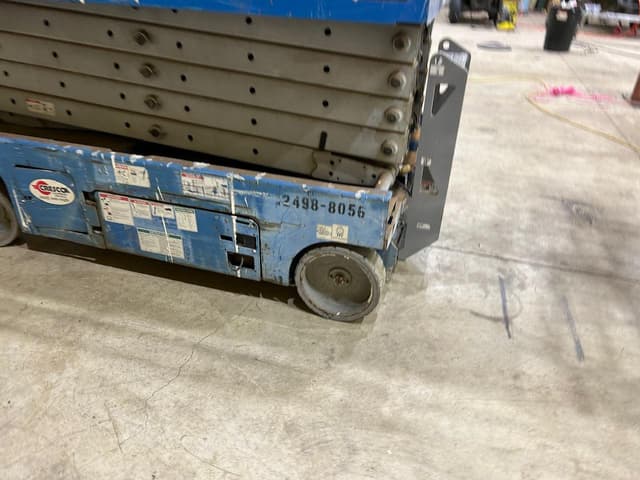 Image of Genie GS3246 equipment image 1