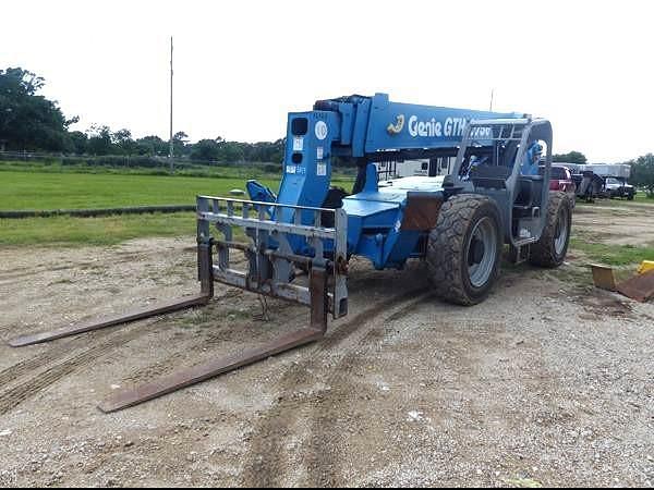 Image of Genie GTH1056 equipment image 1