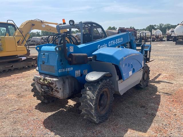 Image of Genie GTH5519 equipment image 3