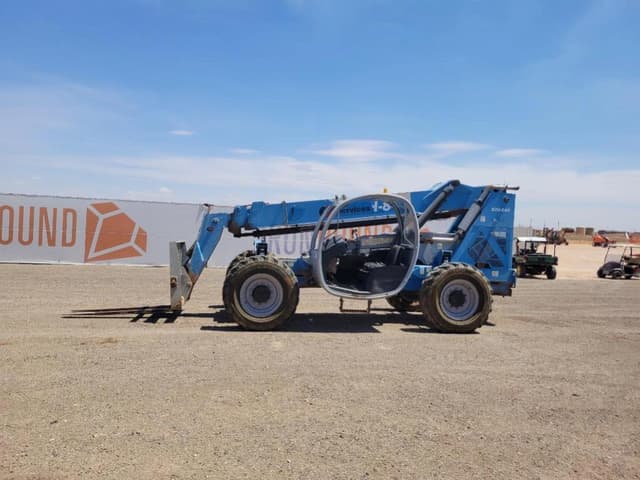 Image of Genie GTH844 equipment image 1