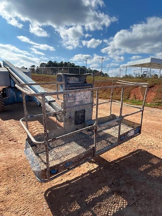Image of Genie S-60X equipment image 4