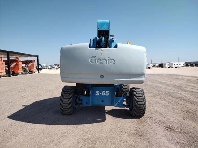 Image of Genie S-65 equipment image 4