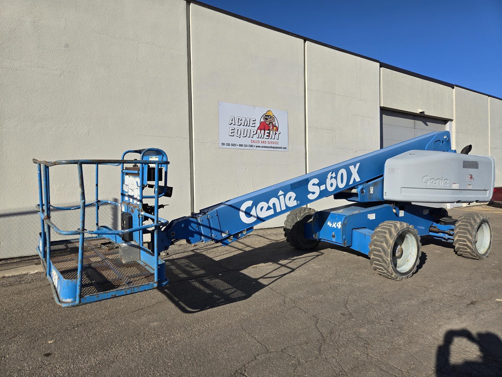 2011 Genie S60X Equipment Image0