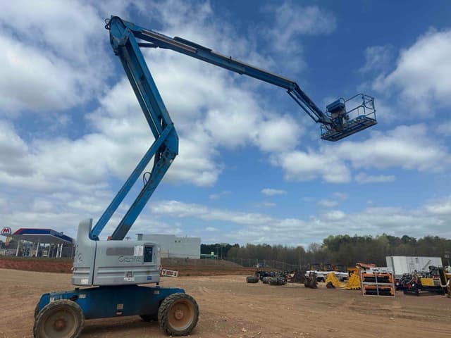 Image of Genie Z-60/34 equipment image 2