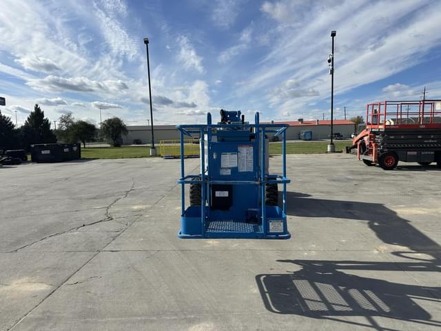 Image of Genie Z-34/22 equipment image 2