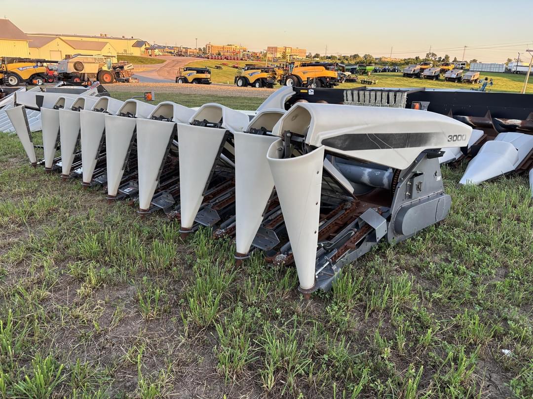 Image of Gleaner 3000 Primary image