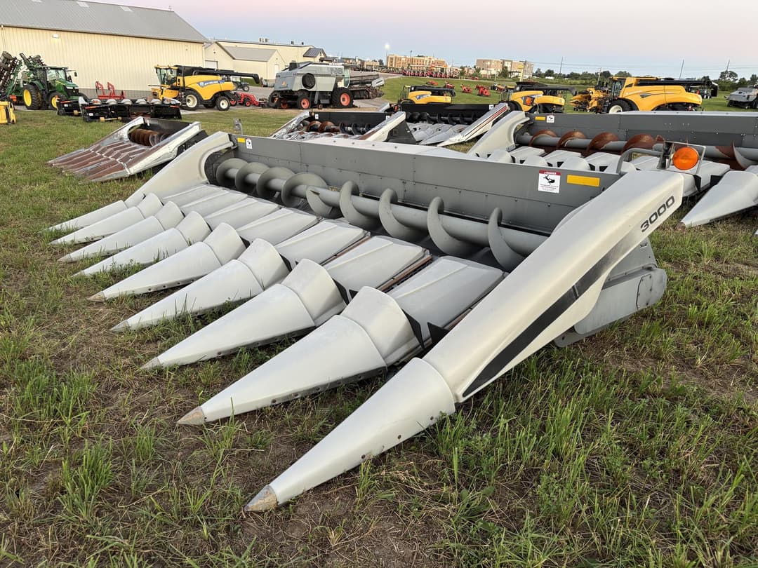 Image of Gleaner 3000 Primary image