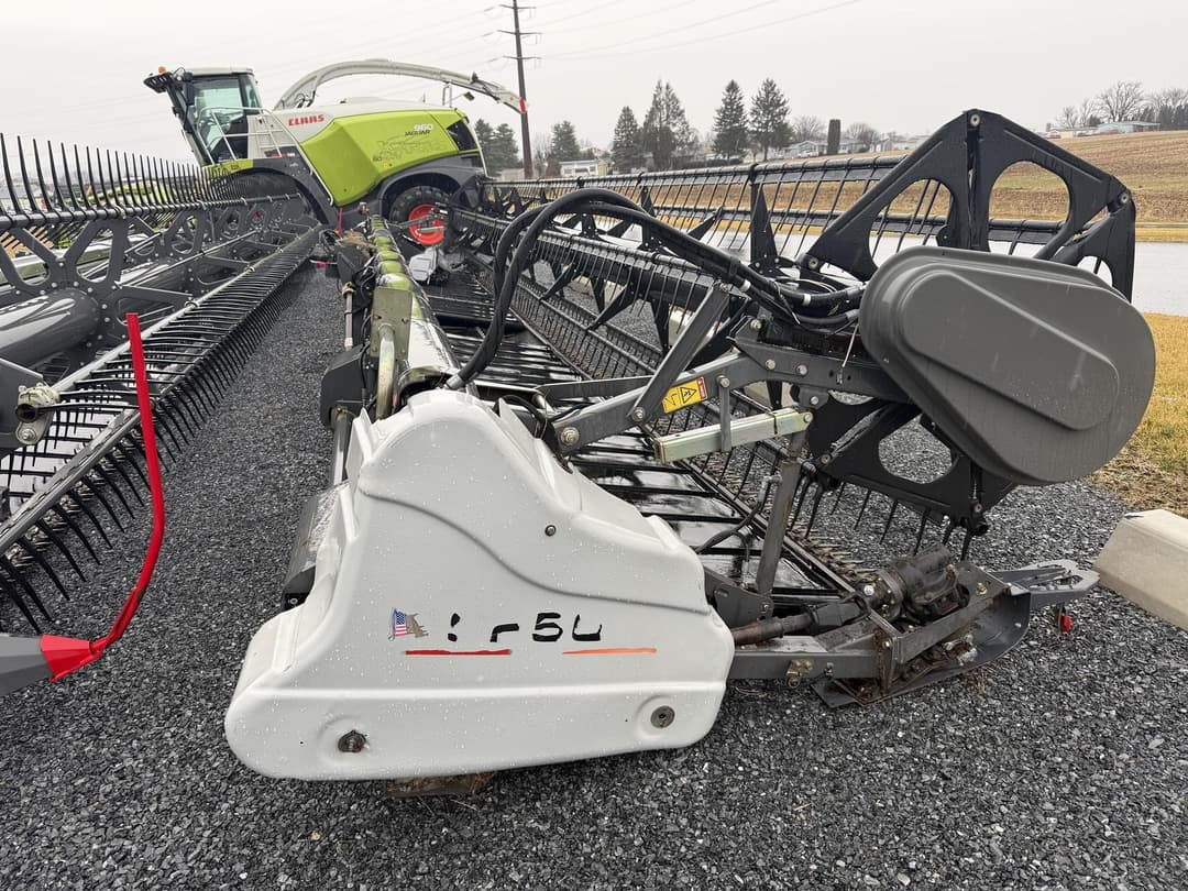 Image of Gleaner 9250 Primary image