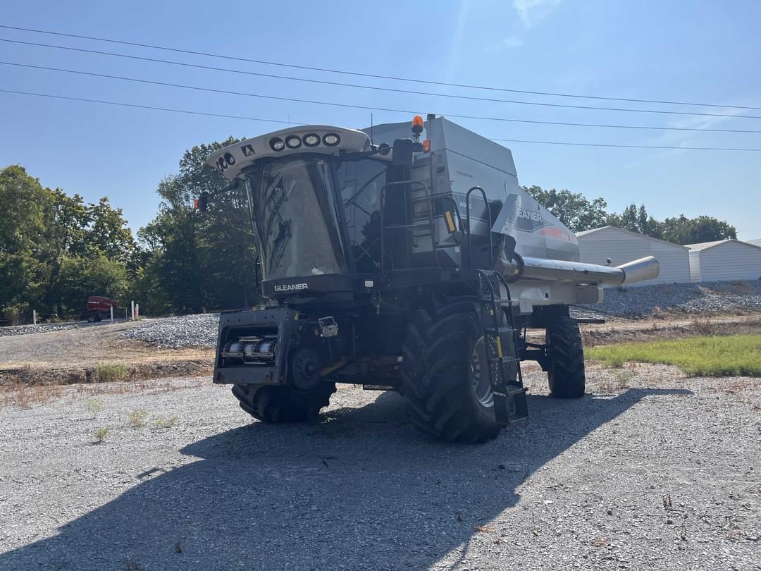 Image of Gleaner R66 Image 0