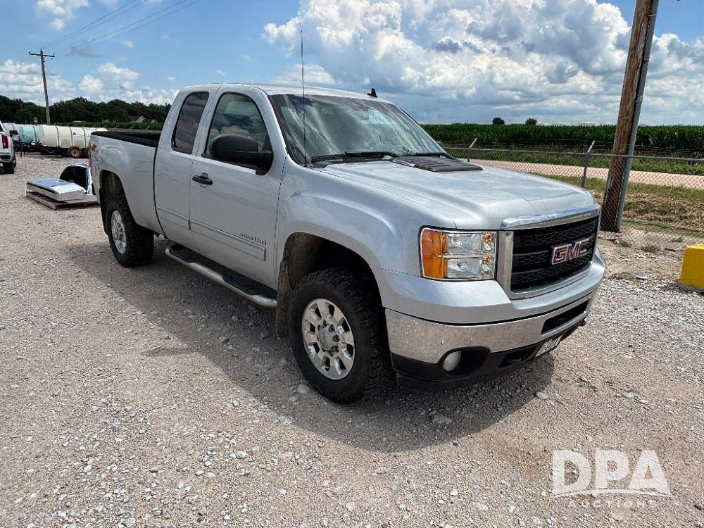 Image of GMC 2500 Primary image