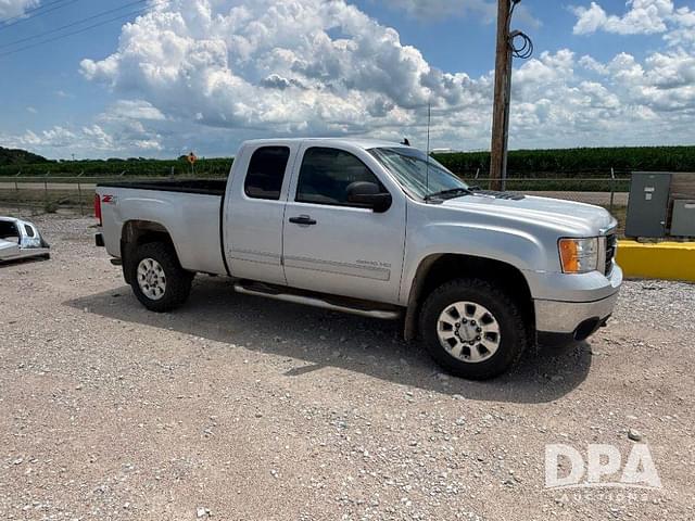 Image of GMC 2500 equipment image 1