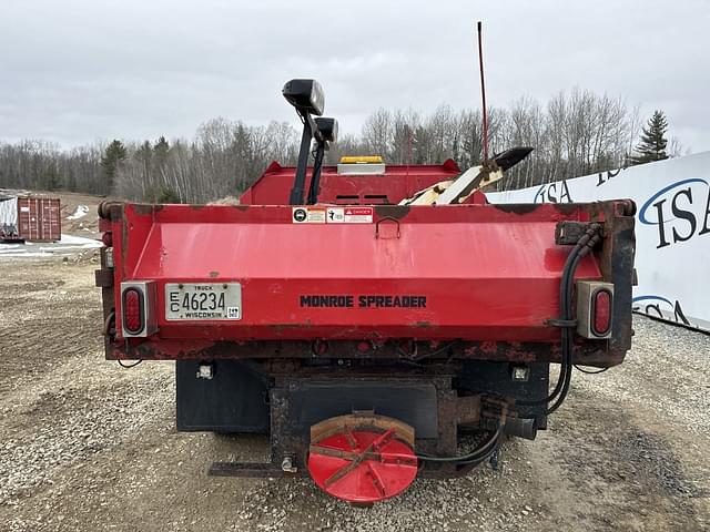 Image of GMC 3500 equipment image 3