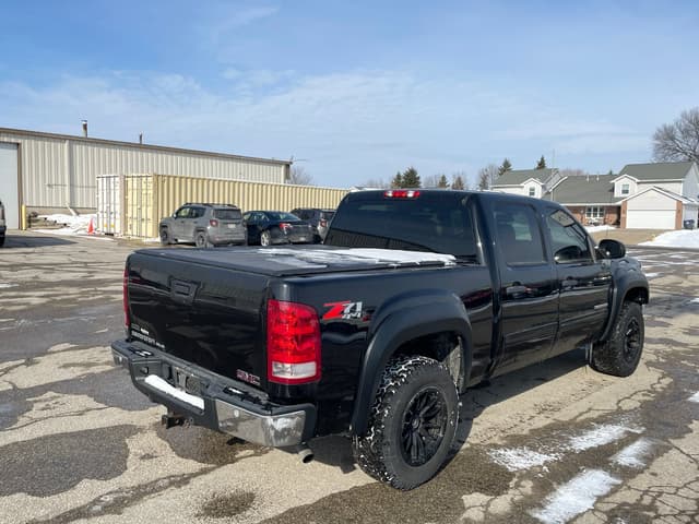 Image of GMC Sierra equipment image 4